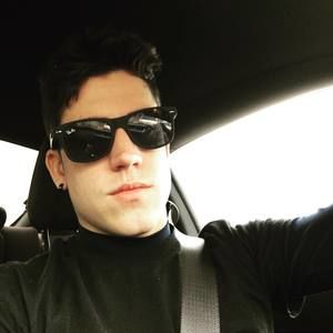Meet your Posher, Oscar marcos